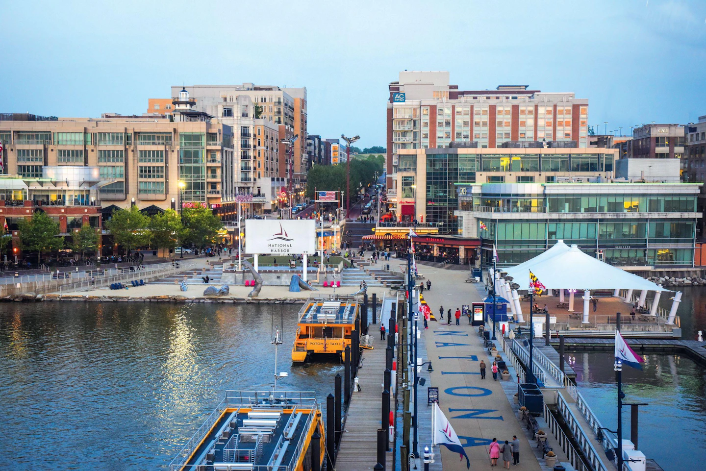 Kreatives Bild zu National Harbor Stores & Shopping - National Harbor National Harbor Stores & Shopping - National Harbor Motiv